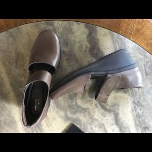 Women’s wedge 9.5m Anti Gravity by Easy Spirit